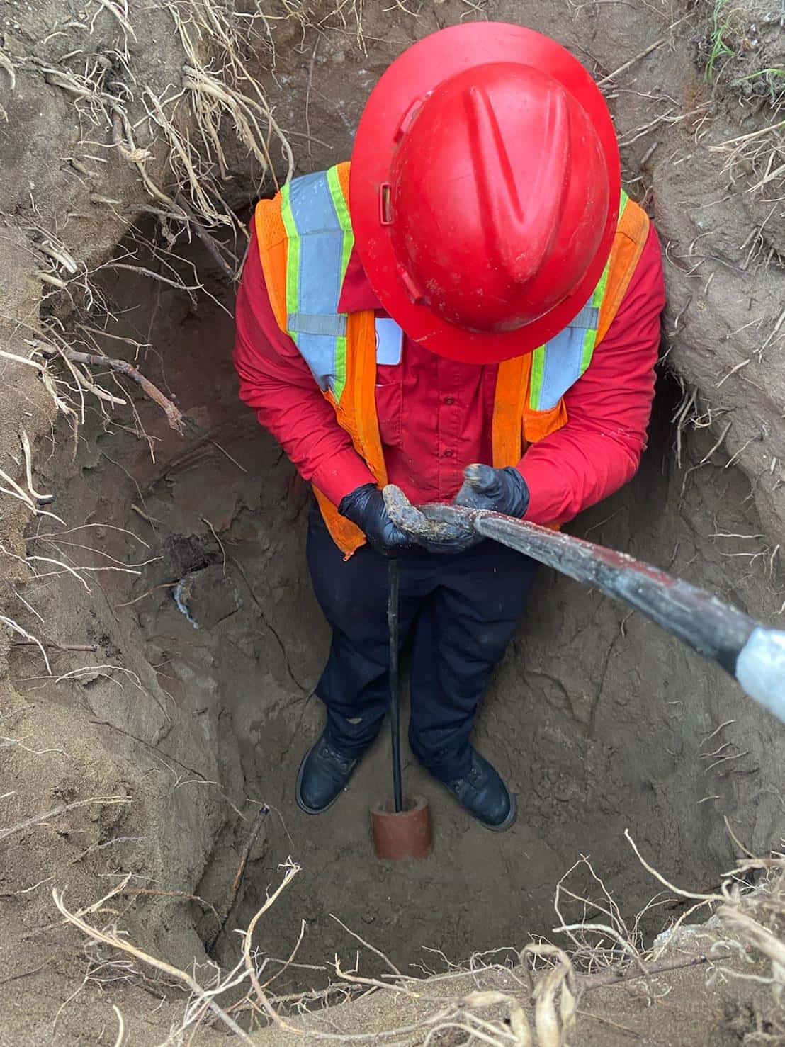 Cleaning and removing roots in 60ft of clay pipe with a 4″-6″ transition